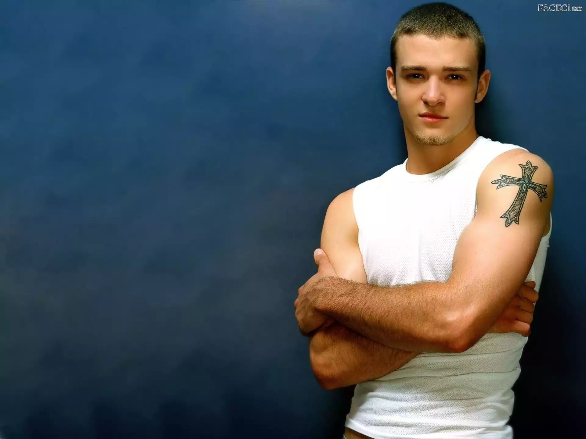 Krzyż, Justin Timberlake, Tatuaż